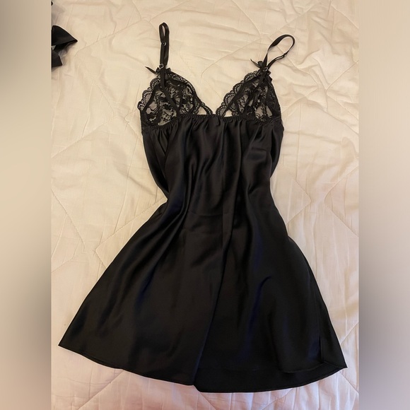 Victorias secret black slip - Picture 3 of 3